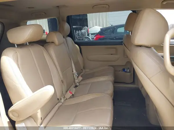 KNDMB5C14G6114474 2016 KIA SEDONA - Image 8