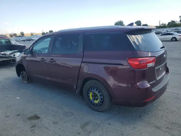 KNDMB5C14G6151136 2016 KIA SEDONA - Image 2