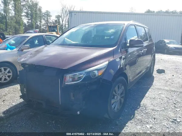 KNDMB5C14G6163836 2016 KIA SEDONA - Image 2