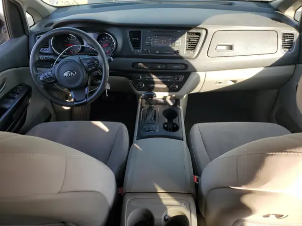 KNDMB5C14G6164467 2016 KIA SEDONA - Image 8