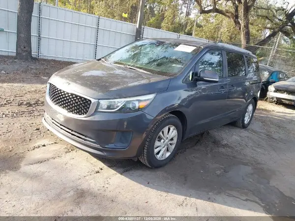 KNDMB5C14G6166753 2016 KIA SEDONA - Image 2