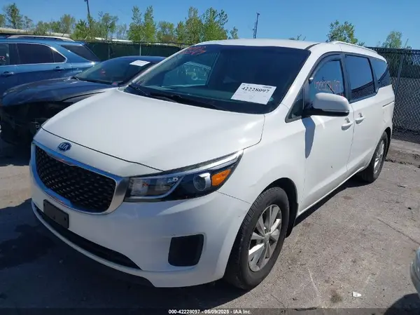 KNDMB5C14G6178935 2016 KIA SEDONA - Image 2