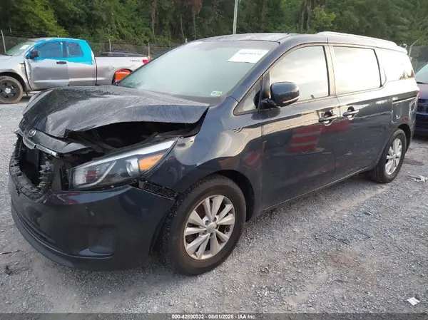 KNDMB5C14G6180040 2016 KIA SEDONA - Image 2