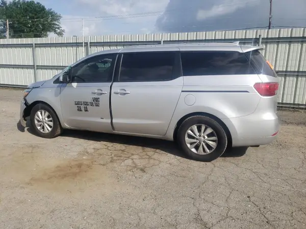 KNDMB5C14G6181754 2016 KIA SEDONA - Image 2