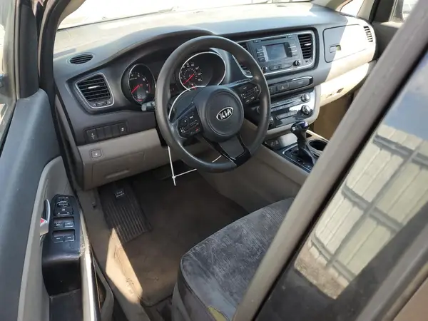 KNDMB5C14G6188817 2016 KIA SEDONA - Image 8