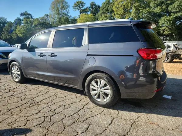 KNDMB5C14G6189529 2016 KIA SEDONA - Image 2