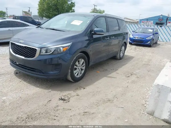 KNDMB5C14G6191247 2016 KIA SEDONA - Image 2