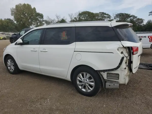 KNDMB5C14G6192754 2016 KIA SEDONA - Image 2