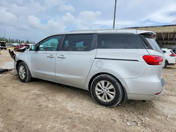 KNDMB5C14G6198098 2016 KIA SEDONA - Image 2