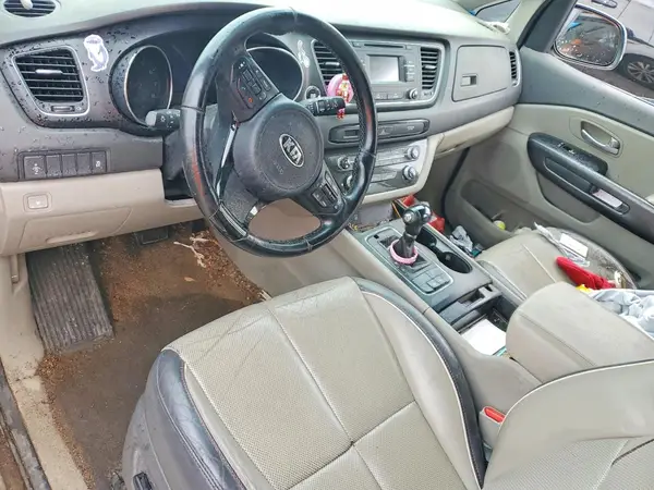KNDMB5C14G6208712 2016 KIA SEDONA - Image 8