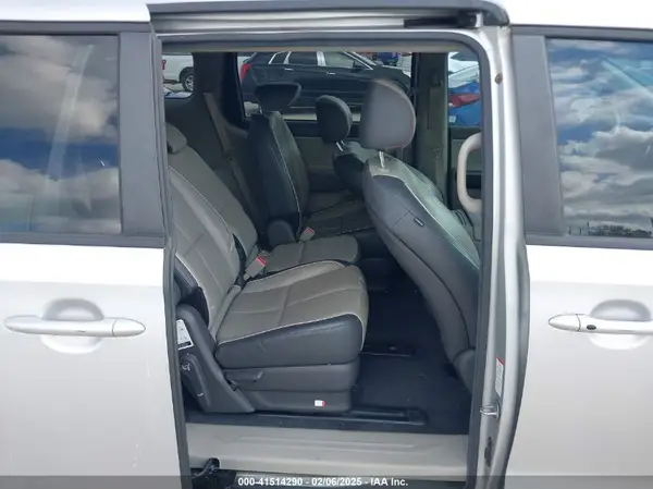 KNDMB5C14G6212484 2016 KIA SEDONA - Image 8
