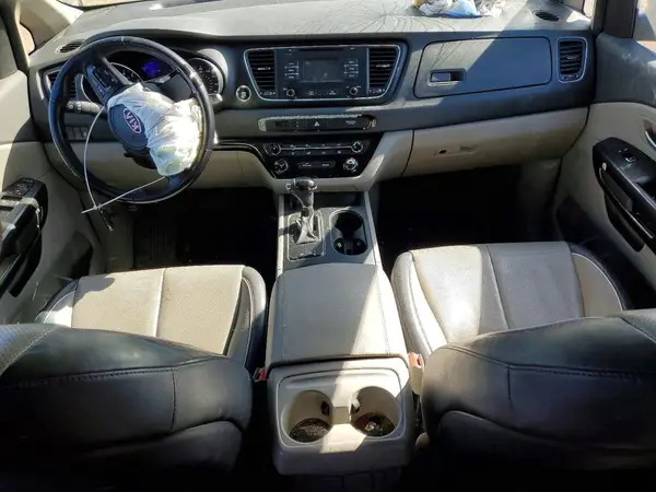 KNDMB5C14G6217068 2016 KIA SEDONA - Image 8