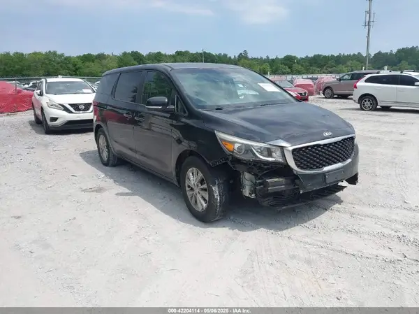 KNDMB5C14H6228203 2017 KIA SEDONA - Image 1