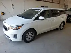KNDMB5C14H6229643 2017 KIA SEDONA