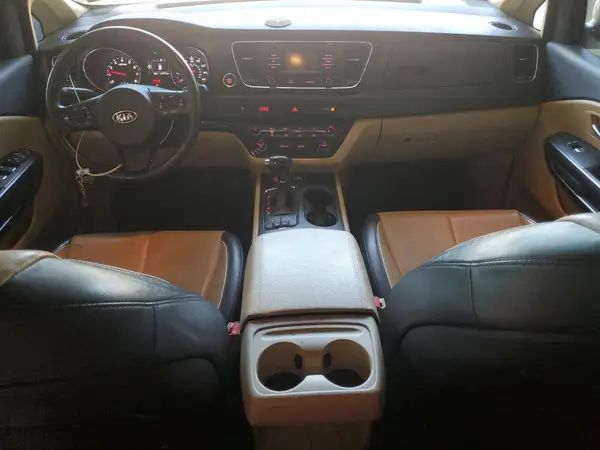 KNDMB5C14H6229643 2017 KIA SEDONA - Image 8