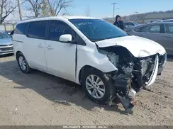 KNDMB5C14H6250167 2017 KIA SEDONA