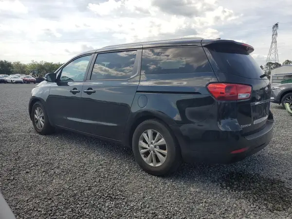 KNDMB5C14H6250234 2017 KIA SEDONA - Image 2