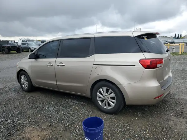 KNDMB5C14H6251674 2017 KIA SEDONA - Image 2
