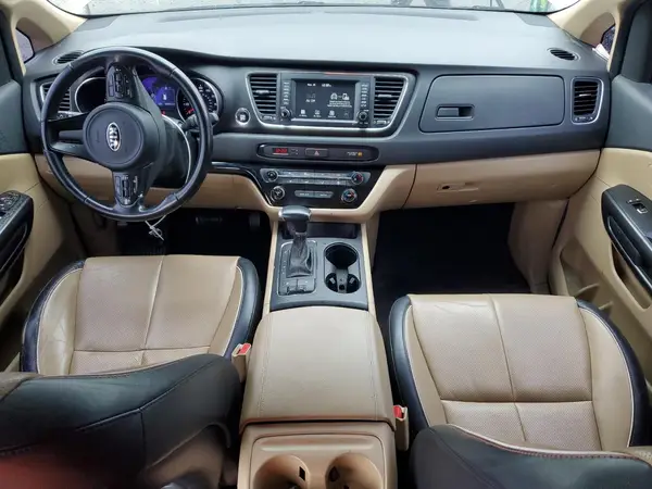 KNDMB5C14H6251674 2017 KIA SEDONA - Image 8