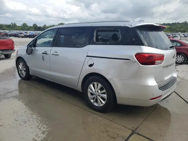 KNDMB5C14H6265946 2017 KIA SEDONA - Image 2