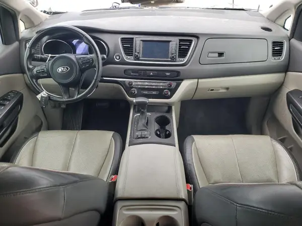 KNDMB5C14H6265946 2017 KIA SEDONA - Image 8