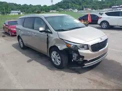 KNDMB5C14H6267468 2017 KIA SEDONA