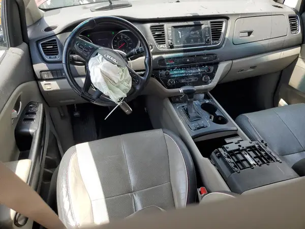 KNDMB5C14H6284402 2017 KIA SEDONA - Image 8