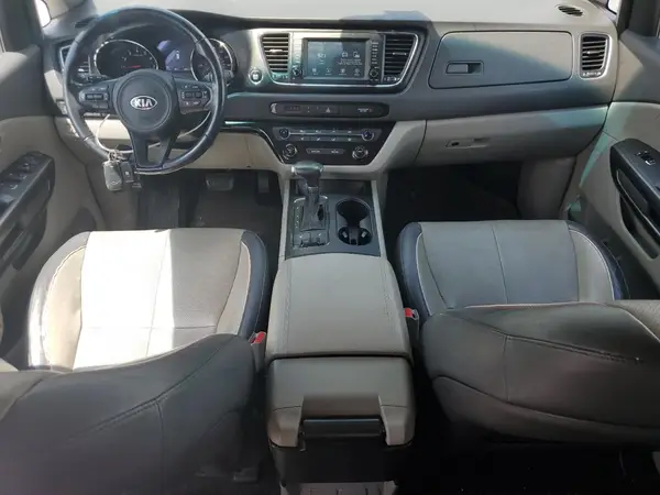 KNDMB5C14H6290586 2017 KIA SEDONA - Image 8
