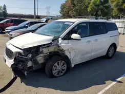 KNDMB5C14H6290961 2017 KIA SEDONA