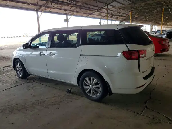 KNDMB5C14H6302171 2017 KIA SEDONA - Image 2