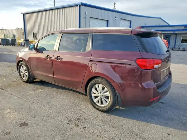 KNDMB5C14H6320489 2017 KIA SEDONA - Image 2