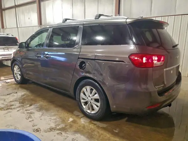 KNDMB5C14H6322789 2017 KIA SEDONA - Image 2