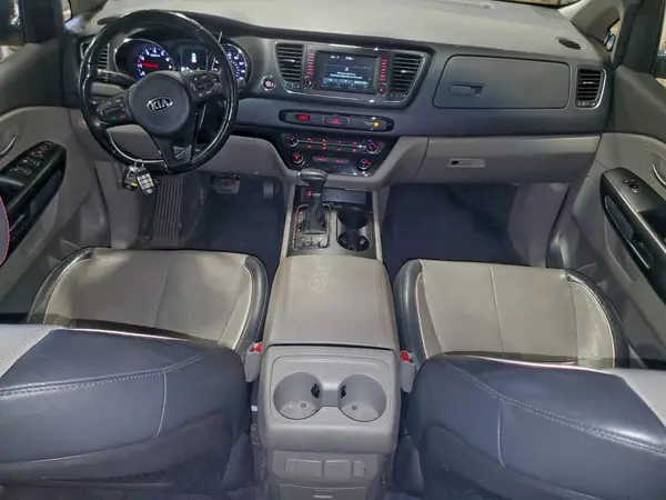 KNDMB5C14H6322789 2017 KIA SEDONA - Image 8