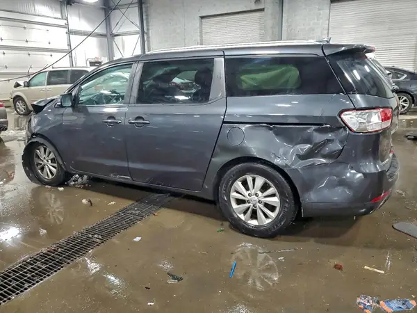 KNDMB5C14H6324199 2017 KIA SEDONA - Image 2