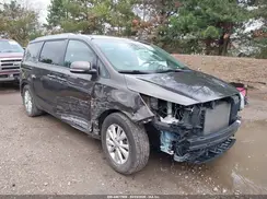 KNDMB5C14H6332173 2017 KIA SEDONA