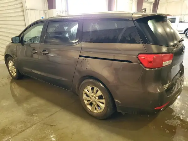 KNDMB5C14H6337180 2017 KIA SEDONA - Image 2