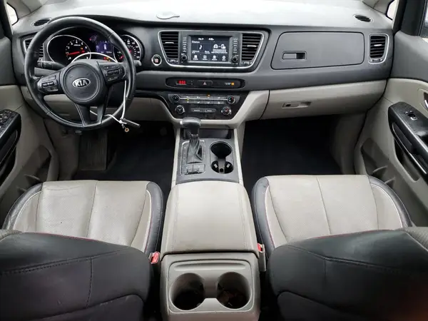 KNDMB5C14J6350436 2018 KIA SEDONA - Image 8