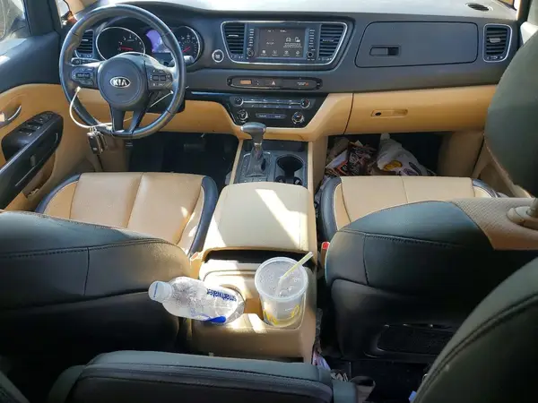 KNDMB5C14J6359153 2018 KIA SEDONA - Image 8