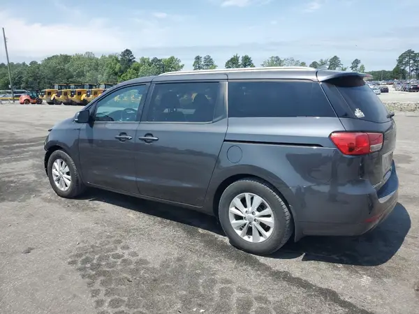 KNDMB5C14J6363168 2018 KIA SEDONA - Image 2