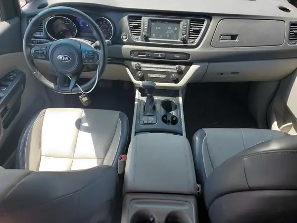 KNDMB5C14J6363168 2018 KIA SEDONA - Image 8
