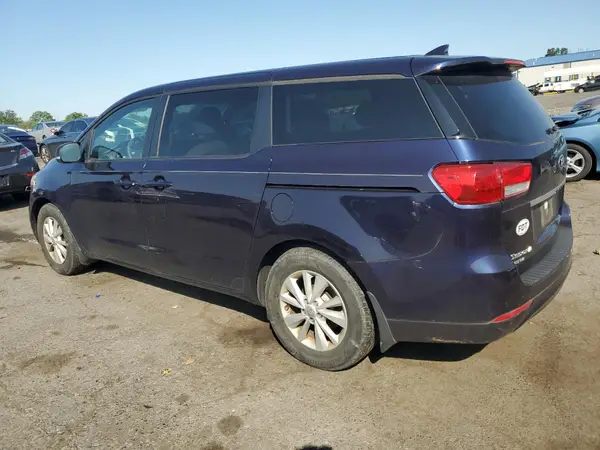 KNDMB5C14J6381962 2018 KIA SEDONA - Image 2
