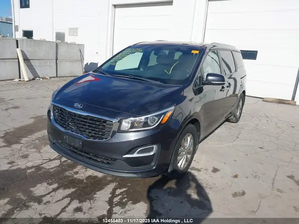 KNDMB5C14K6452675 2019 KIA SEDONA - Image 2