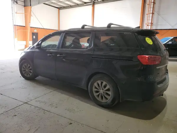 KNDMB5C14K6454300 2019 KIA SEDONA - Image 2