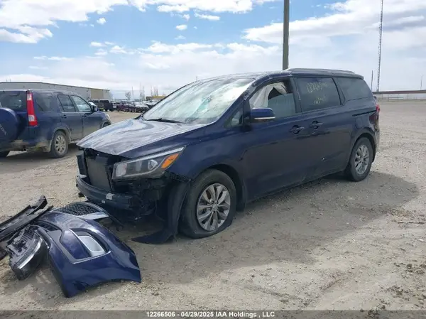 KNDMB5C14K6462557 2019 KIA SEDONA - Image 2