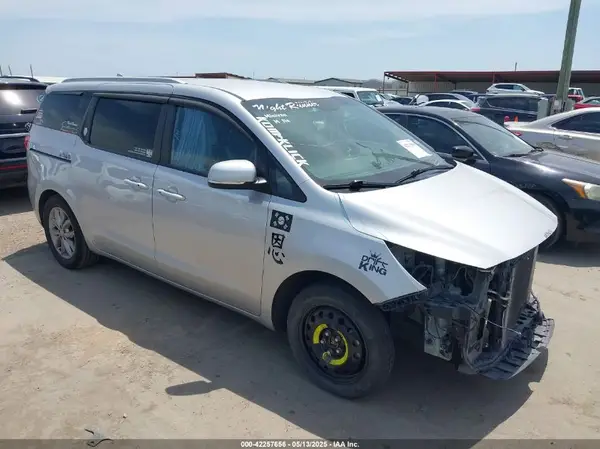 KNDMB5C14K6502846 2019 KIA SEDONA - Image 1