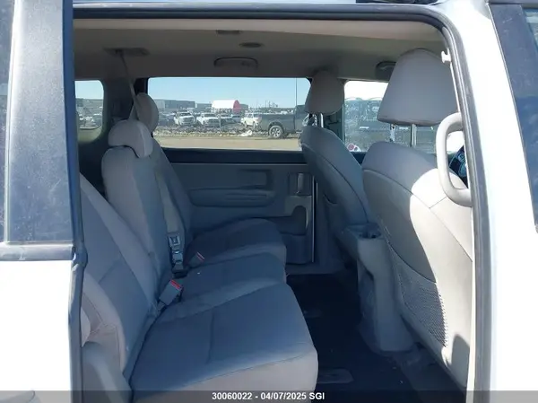 KNDMB5C14K6506251 2019 KIA SEDONA - Image 8