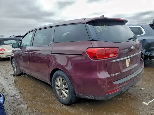 KNDMB5C14K6522949 2019 KIA SEDONA - Image 2