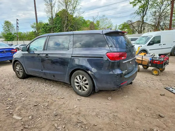 KNDMB5C14K6526645 2019 KIA SEDONA - Image 2