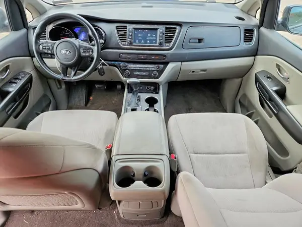 KNDMB5C14K6526645 2019 KIA SEDONA - Image 8