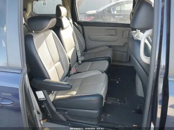 KNDMB5C14K6537063 2019 KIA SEDONA - Image 8